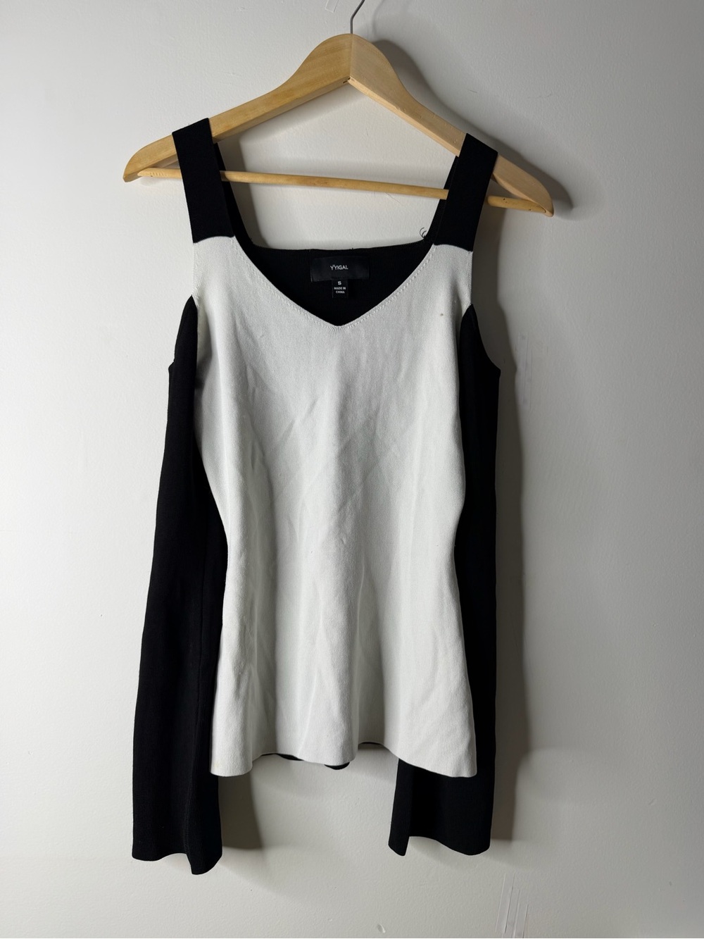 Vince Black & White V-Neck Colorblock Tank